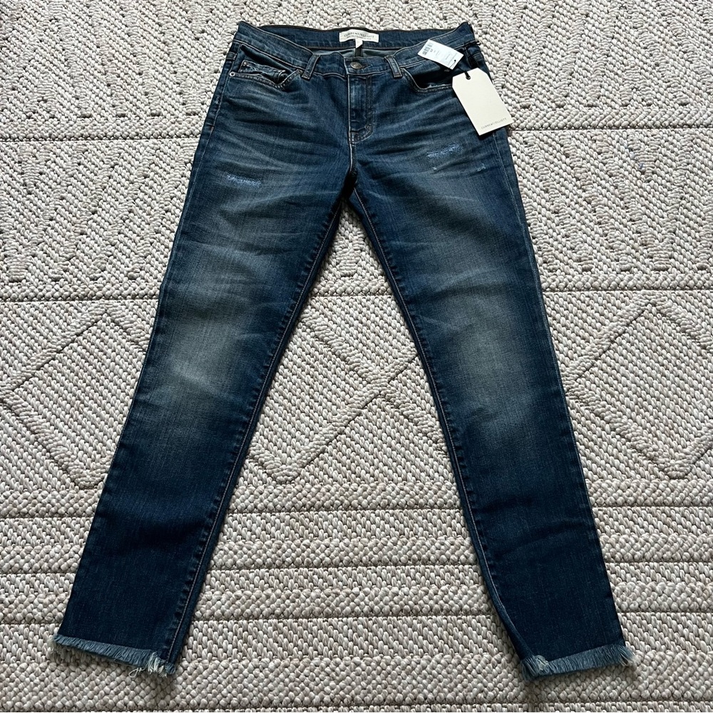 NWT Current Elliott Anthro Gasper Low Rise Cigarette Mildly Distressed Jeans 29